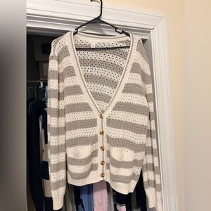 EUC CASLON S oversized gray and white stripe button sweater cardigan